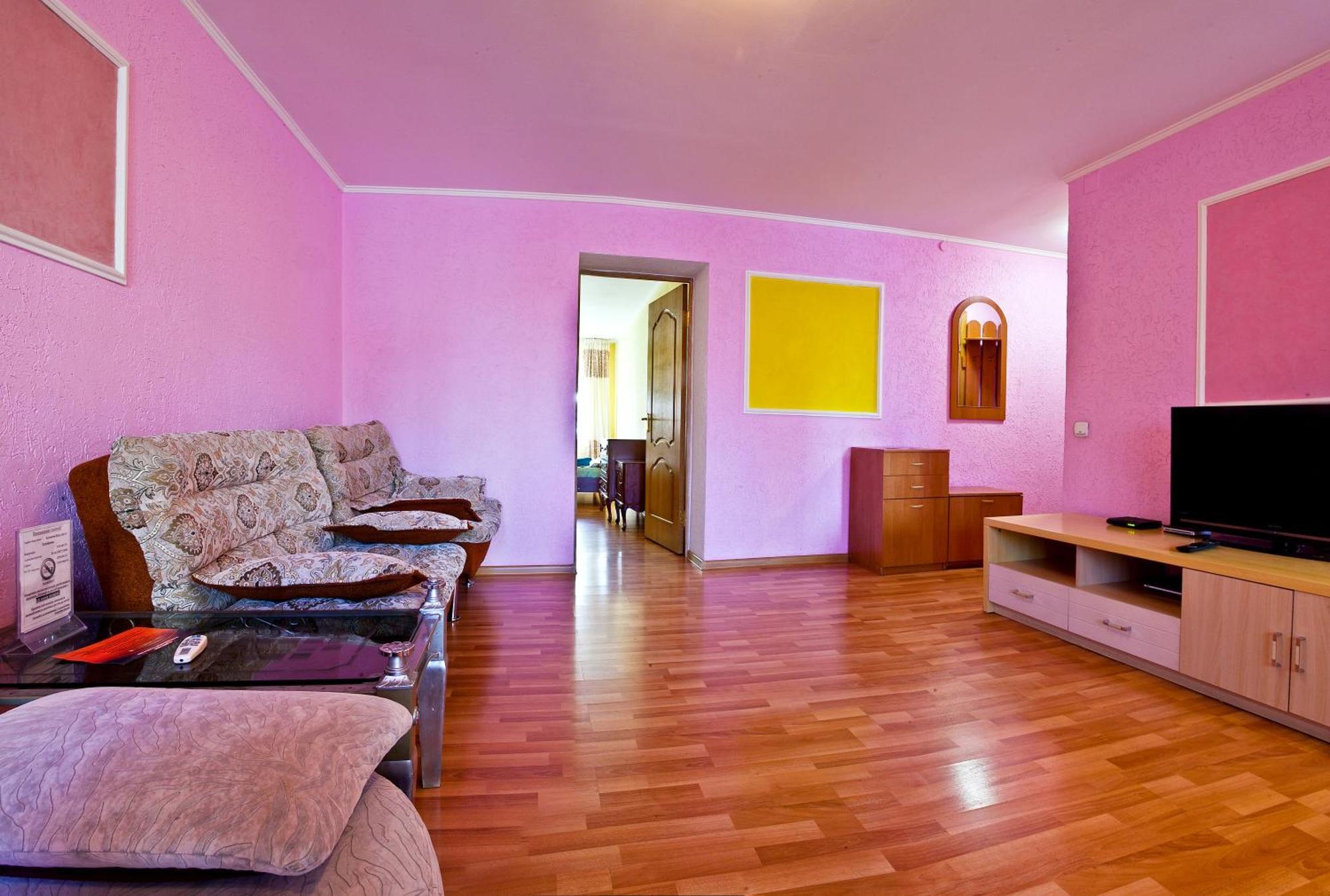 Lessor Centre Apartments الماتي الغرفة الصورة