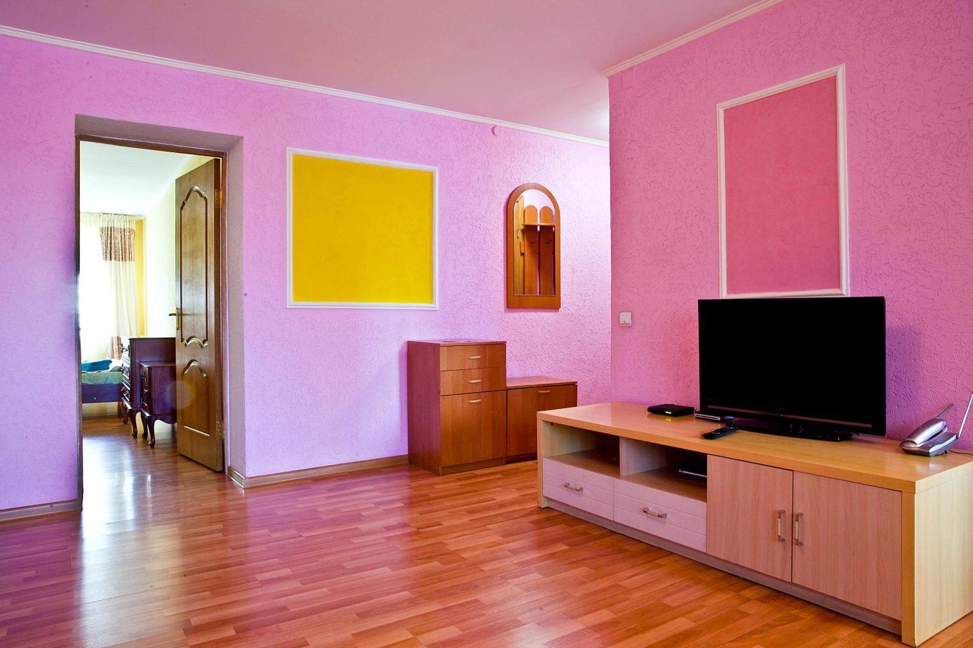 Lessor Centre Apartments الماتي الغرفة الصورة
