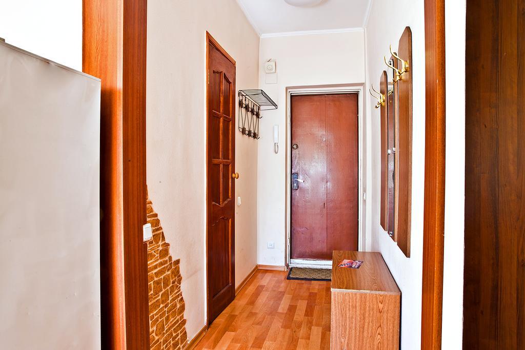Lessor Centre Apartments الماتي الغرفة الصورة